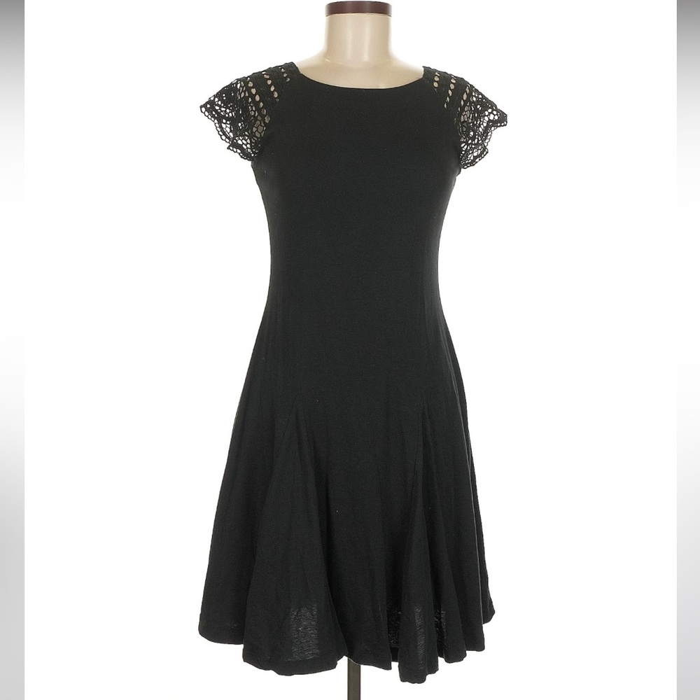 Lauren by Ralph Lauren Petite Black Crochet Lace Cap Sleeve Dress - size PS - Picture 4 of 13